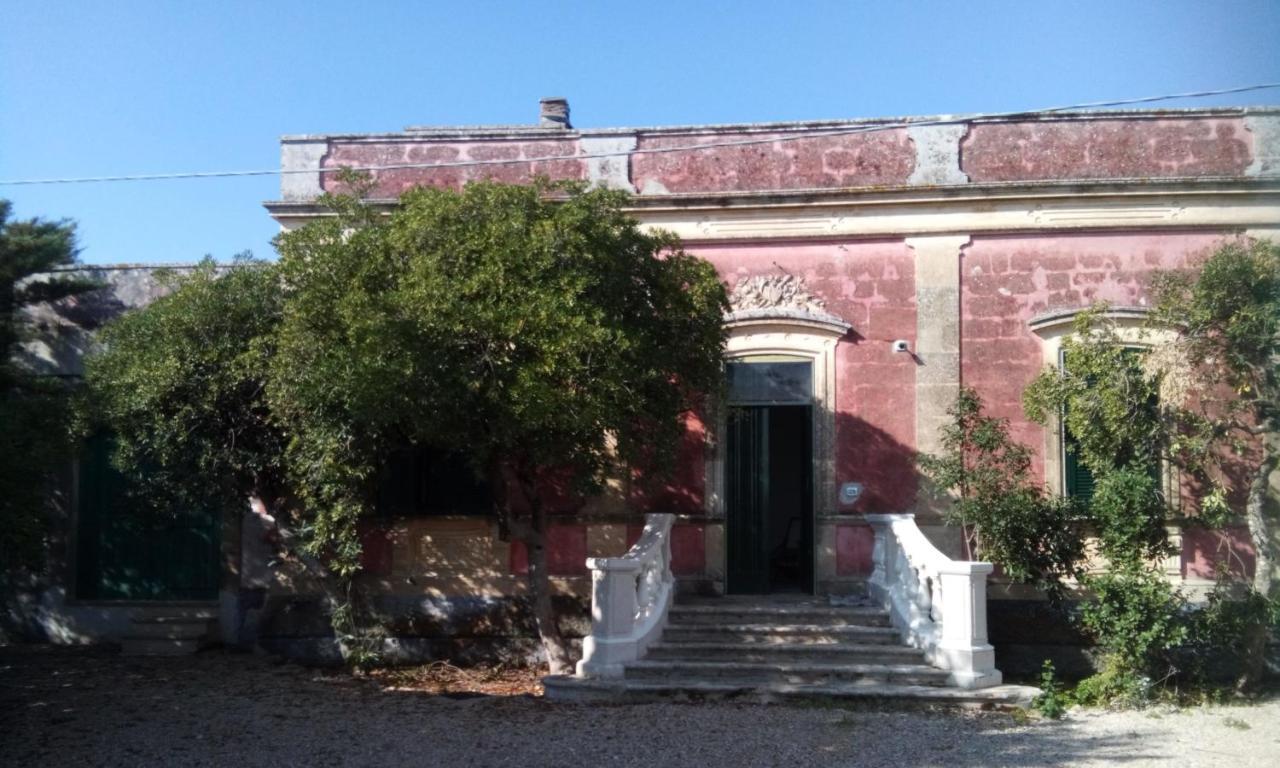 I Fichi Bianchi Bed & Breakfast Кутрофиано Екстериор снимка