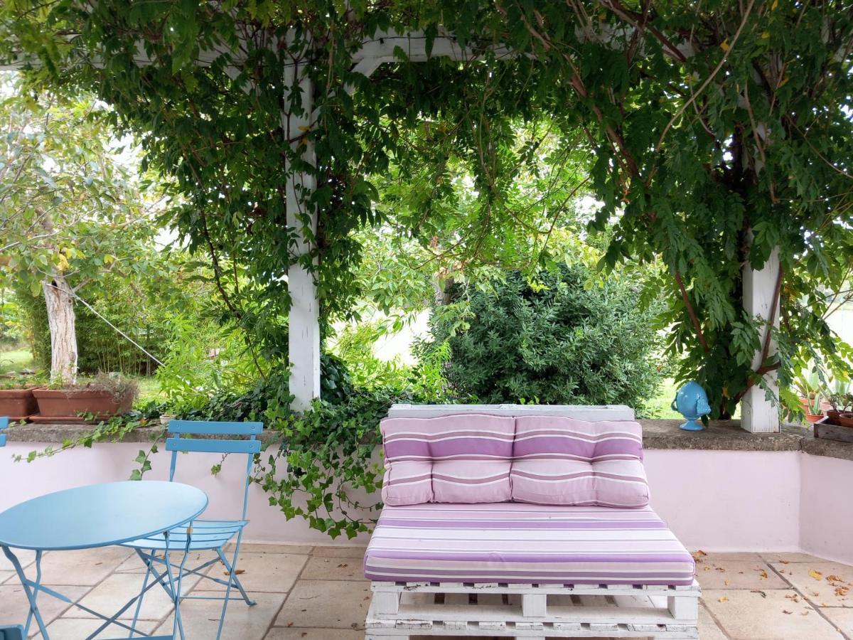 I Fichi Bianchi Bed & Breakfast Кутрофиано Екстериор снимка